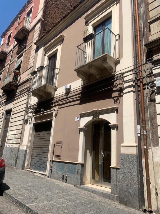 Ottomood House Catania Apartamento Exterior foto